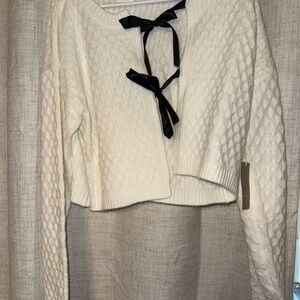 Chic Cream Cardigan with Black Ribbon